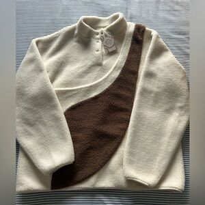 RIIKYU KANGAROO POUCH PET SWEATER